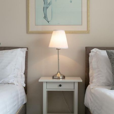 Elms Way No39 - Donnini Apartments Άυρ Εξωτερικό φωτογραφία